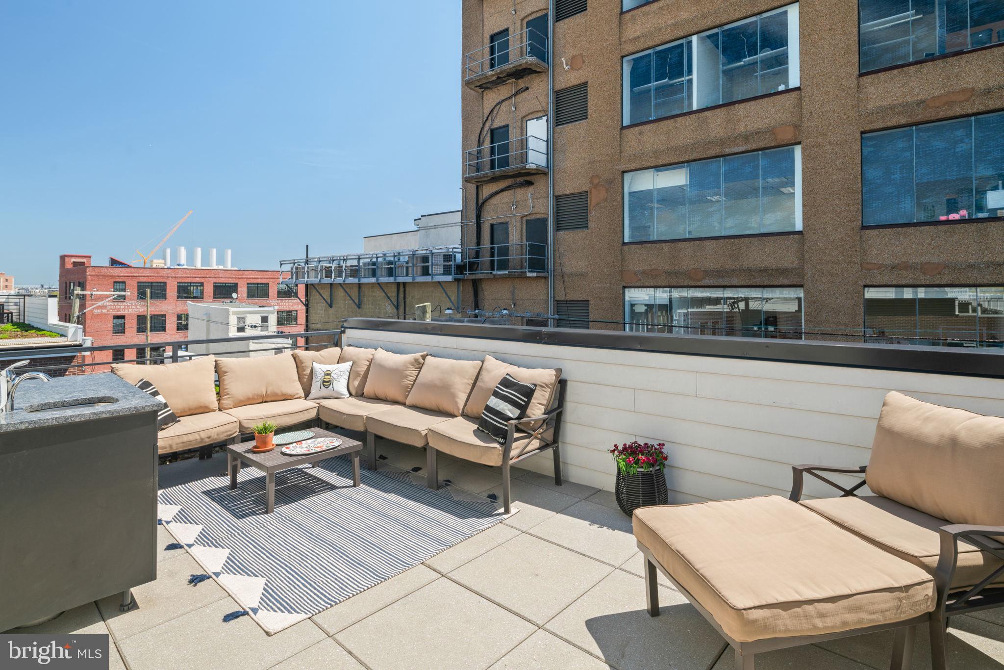 159 E ALLEN STREET 1