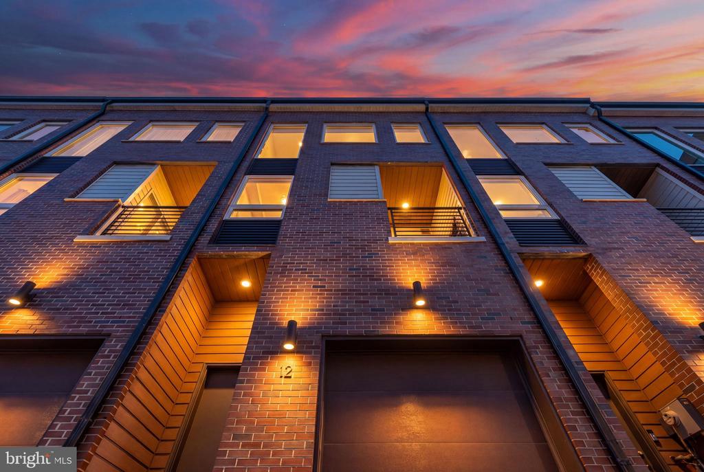 165 E ALLEN STREET 12