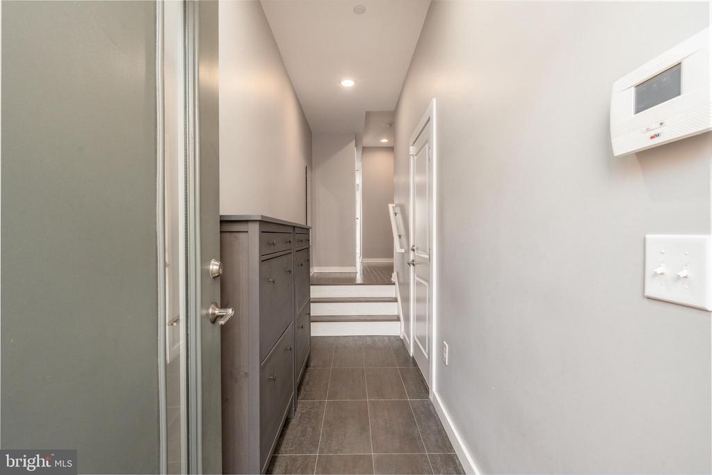 165 E ALLEN STREET 12