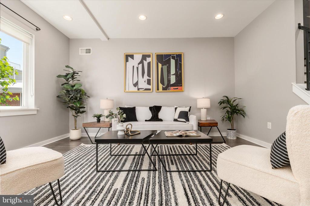 165 E ALLEN STREET 12