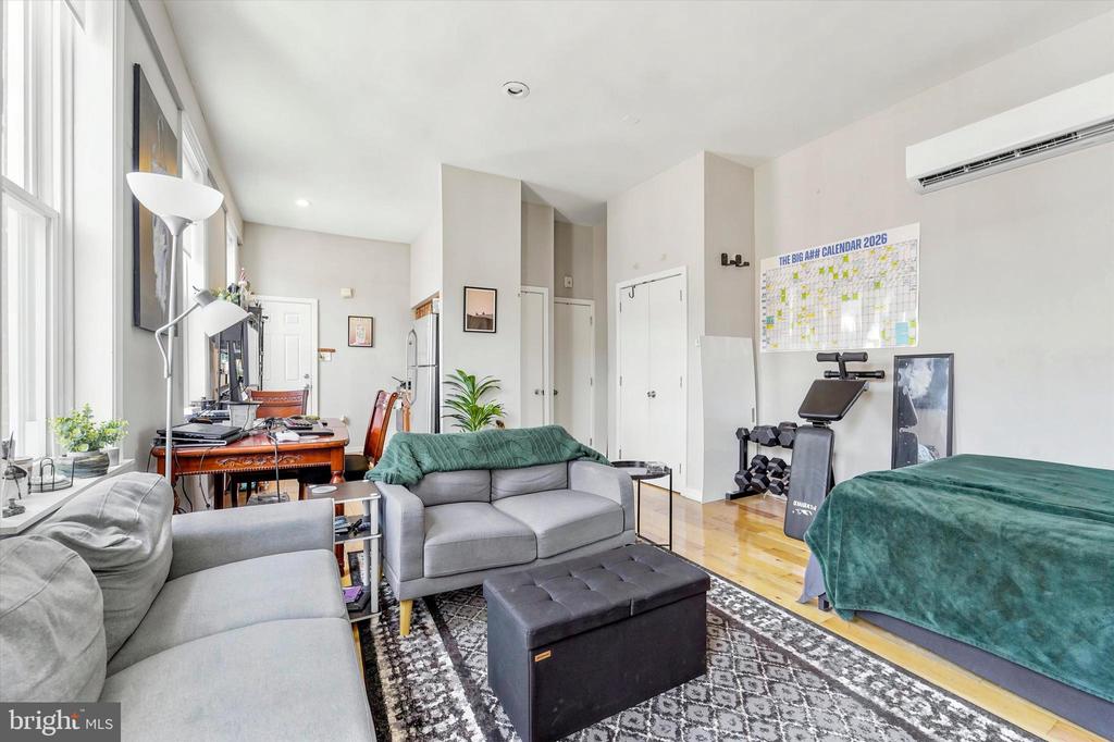 1546 FRANKFORD AVENUE 2C