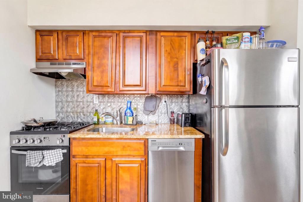 1546 FRANKFORD AVENUE 2C