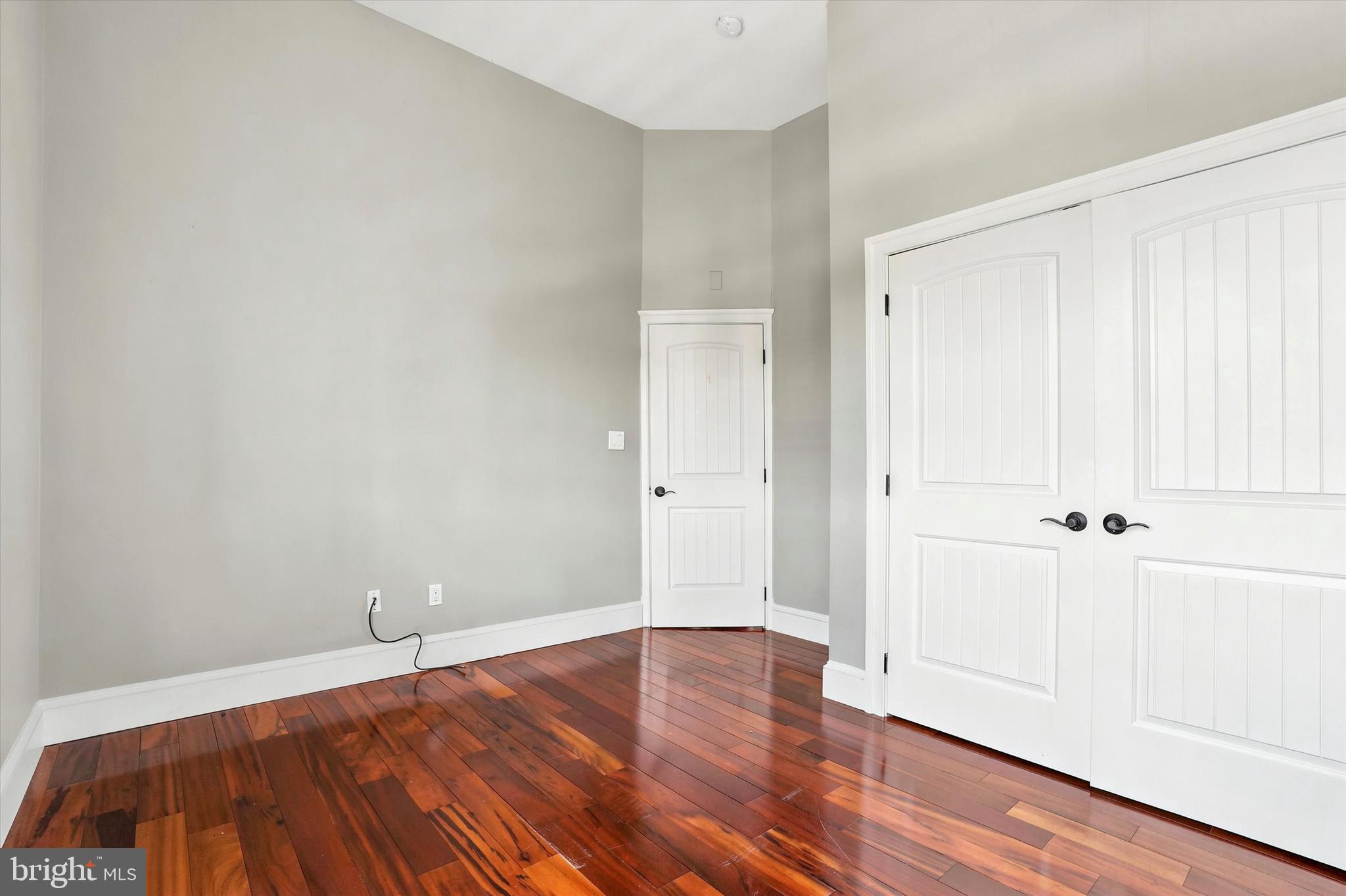 738 S 11TH STREET 3F