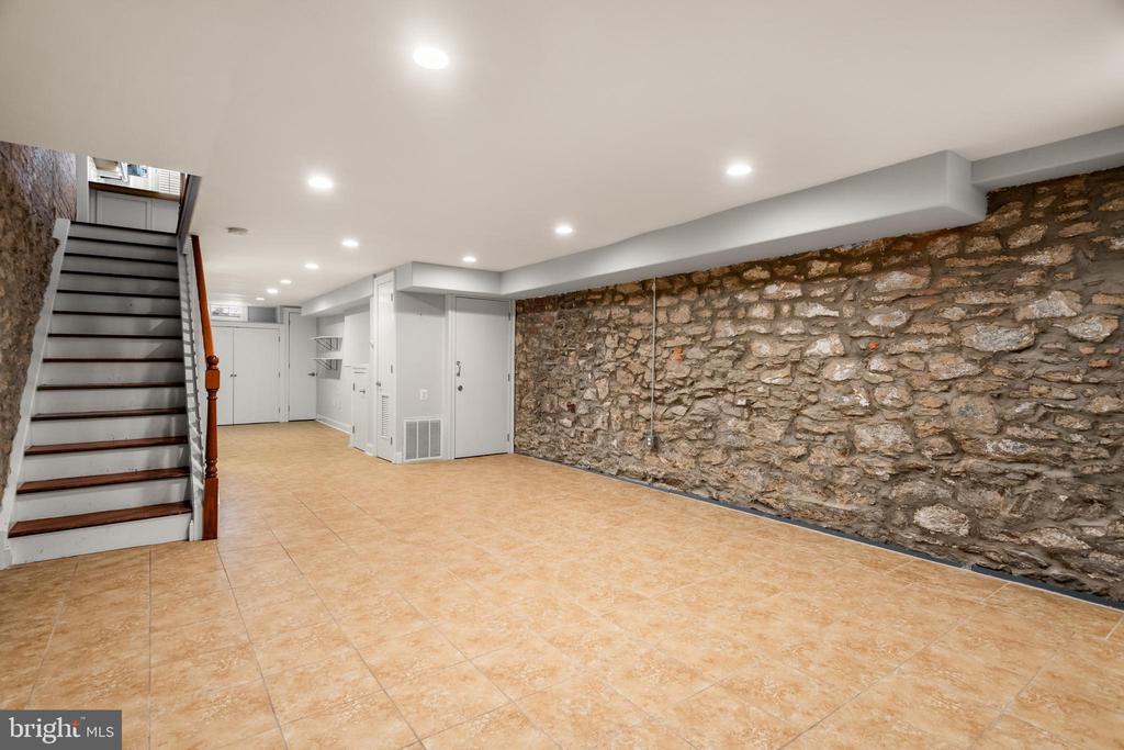 751 S MARVINE STREET