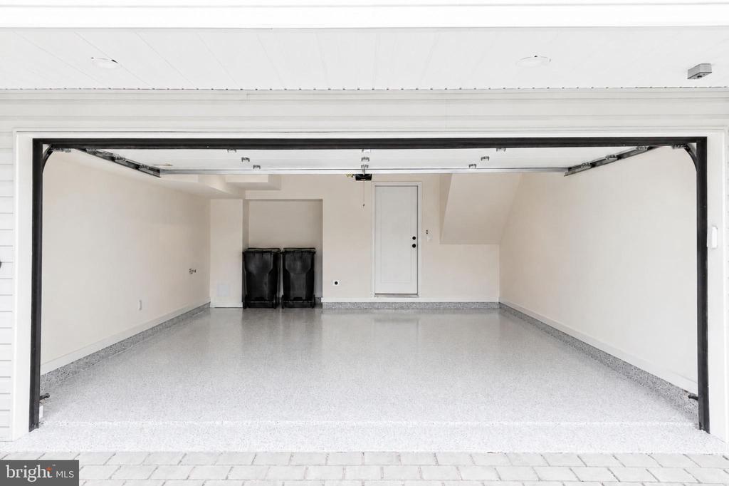 954 N 6TH STREET