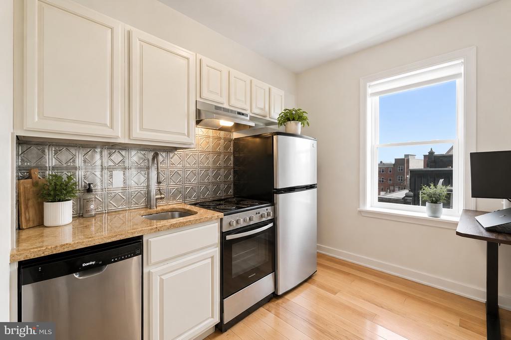 1546 FRANKFORD AVENUE 3B