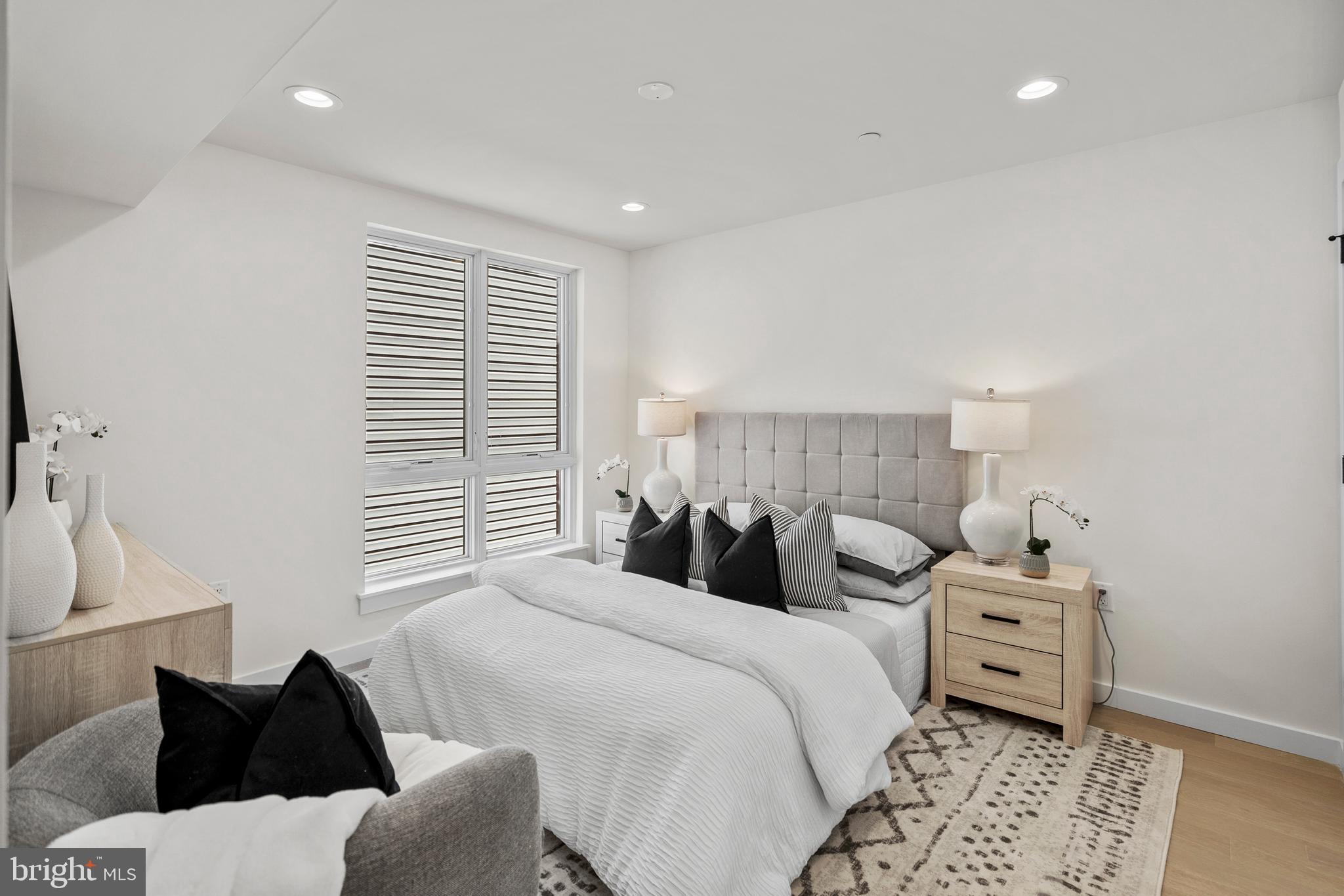 614 BRENNA WALK 27