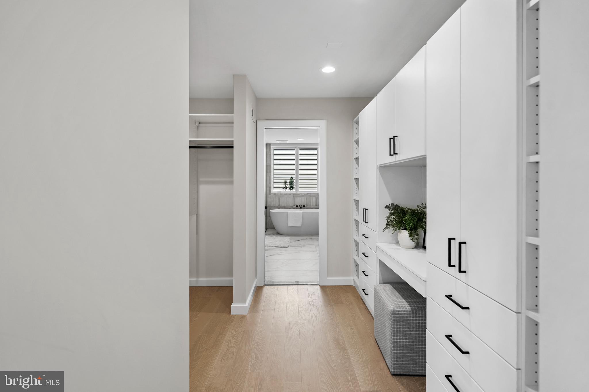 614 BRENNA WALK 27