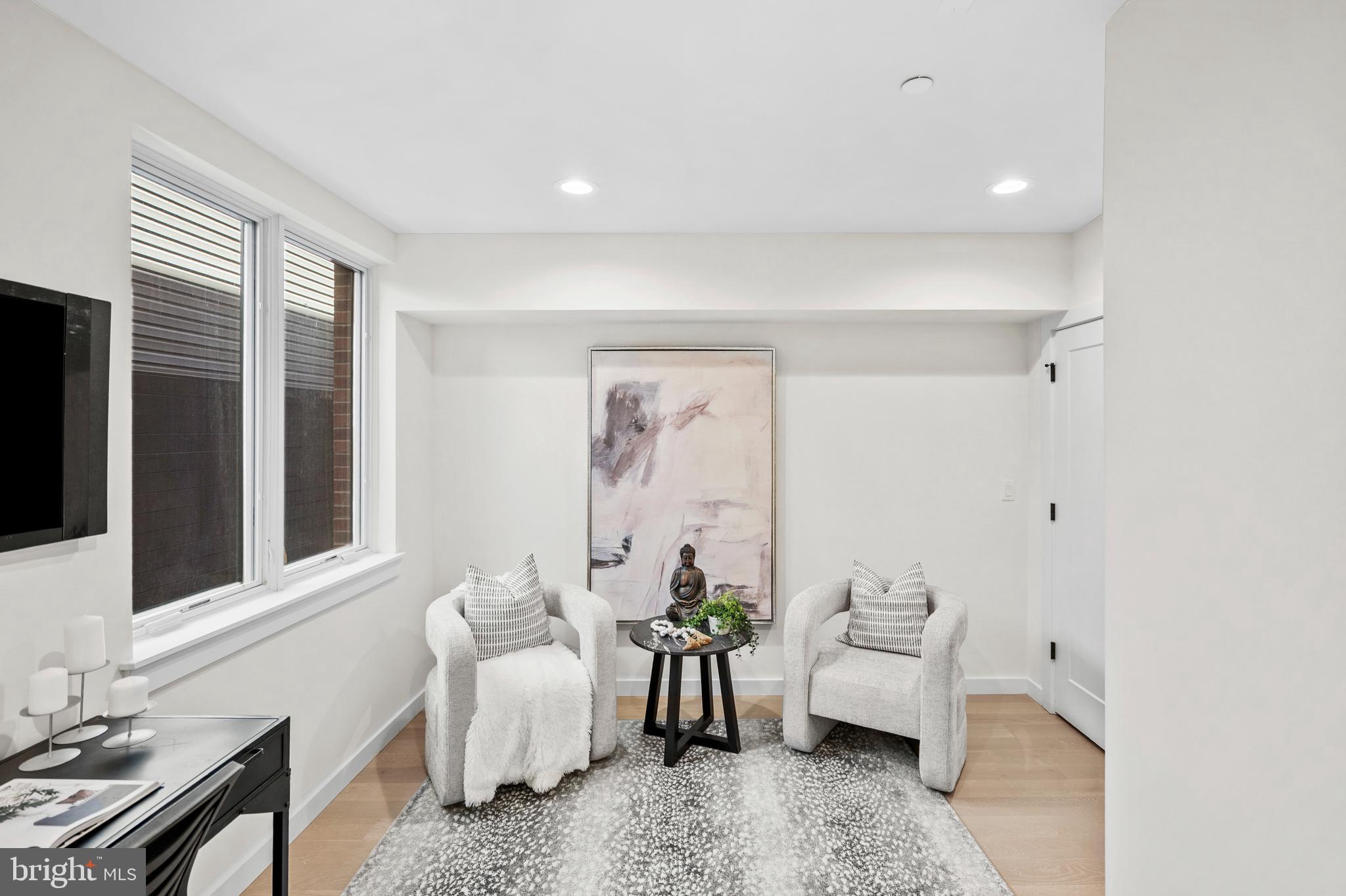 614 BRENNA WALK 27