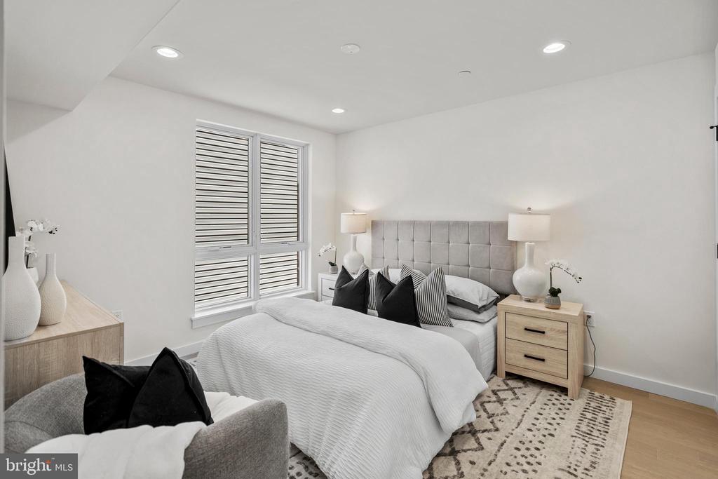 614 BRENNA WALK 27