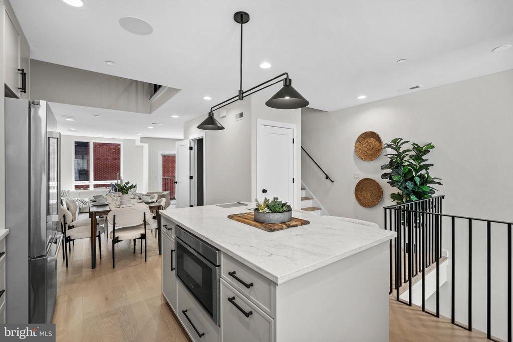 614 BRENNA WALK 27