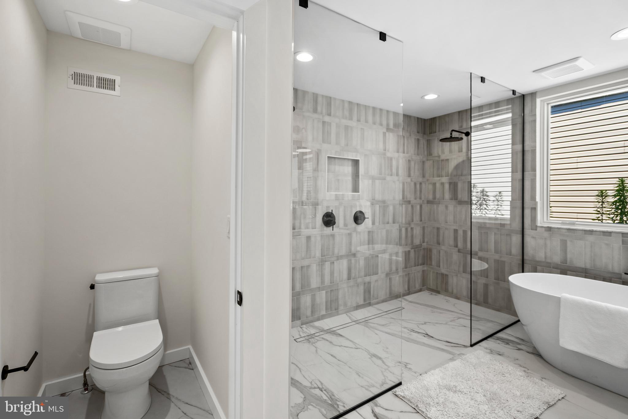 614 BRENNA WALK 27