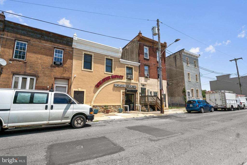 2428 N FAIRHILL STREET 34