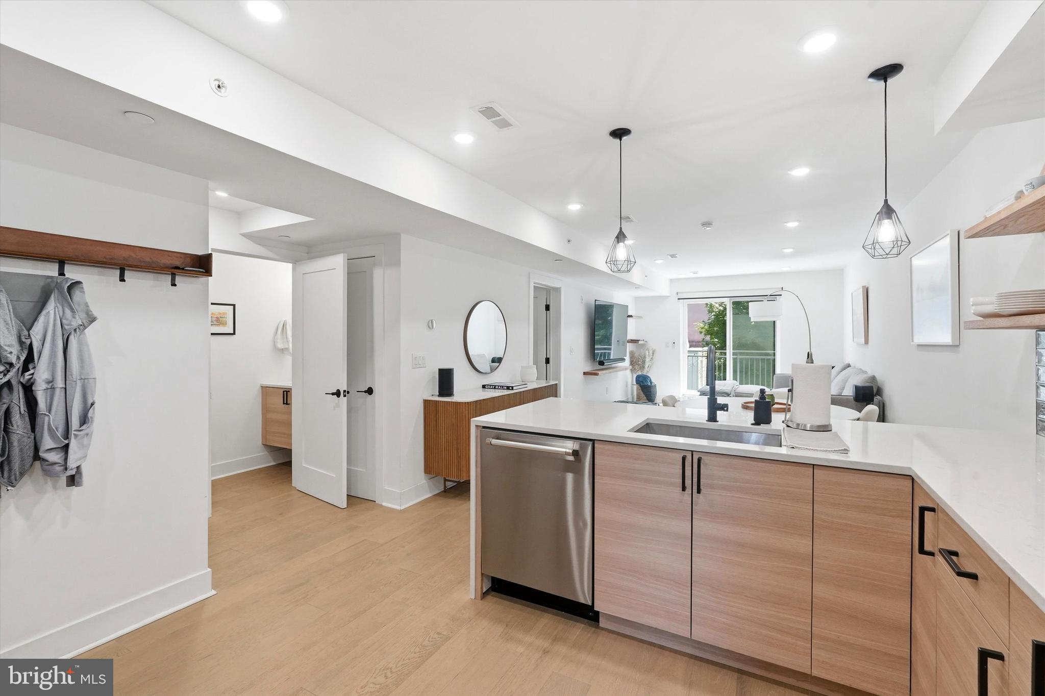 705 S 19TH STREET 707 6