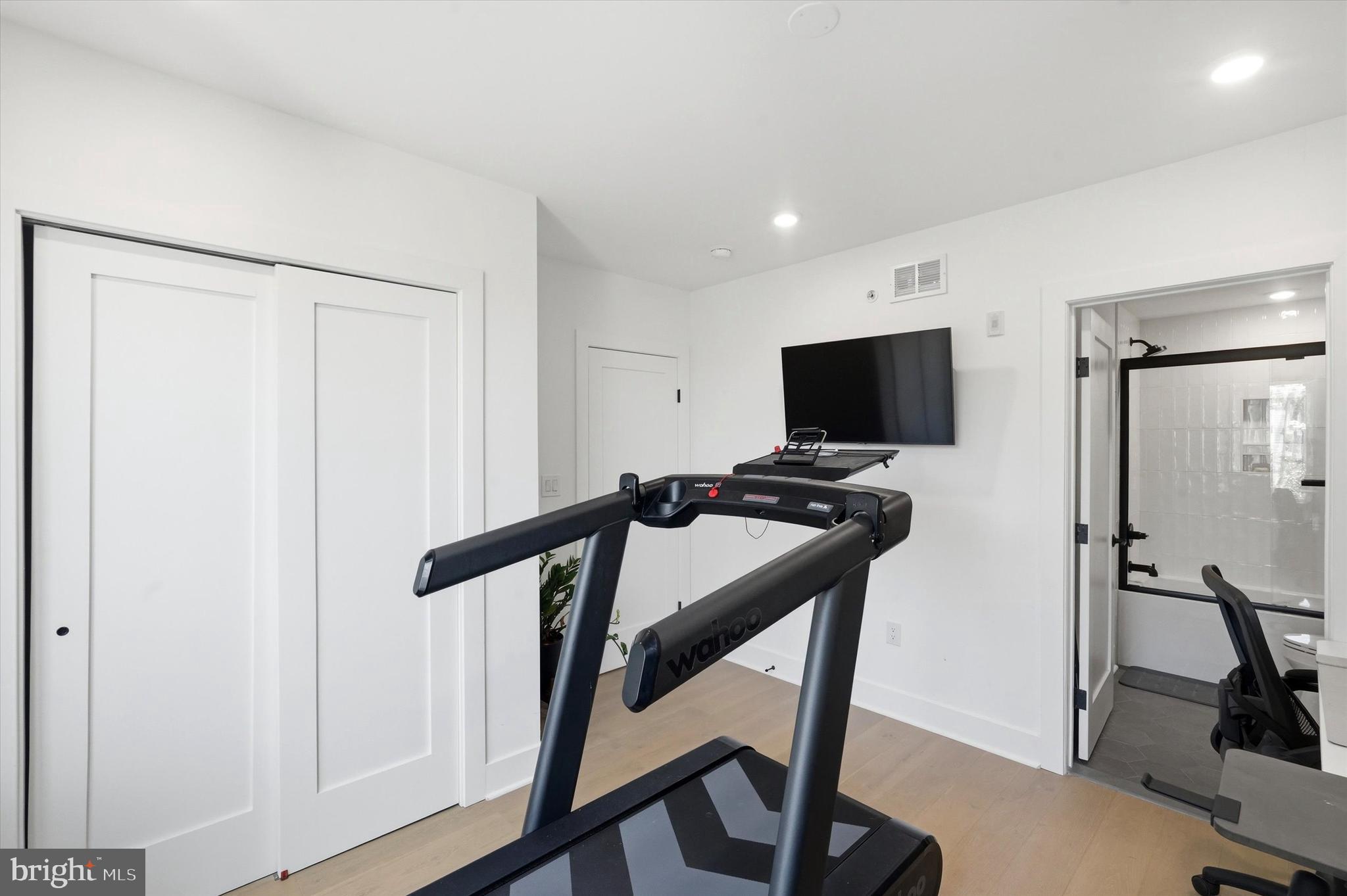 705 S 19TH STREET 707 6