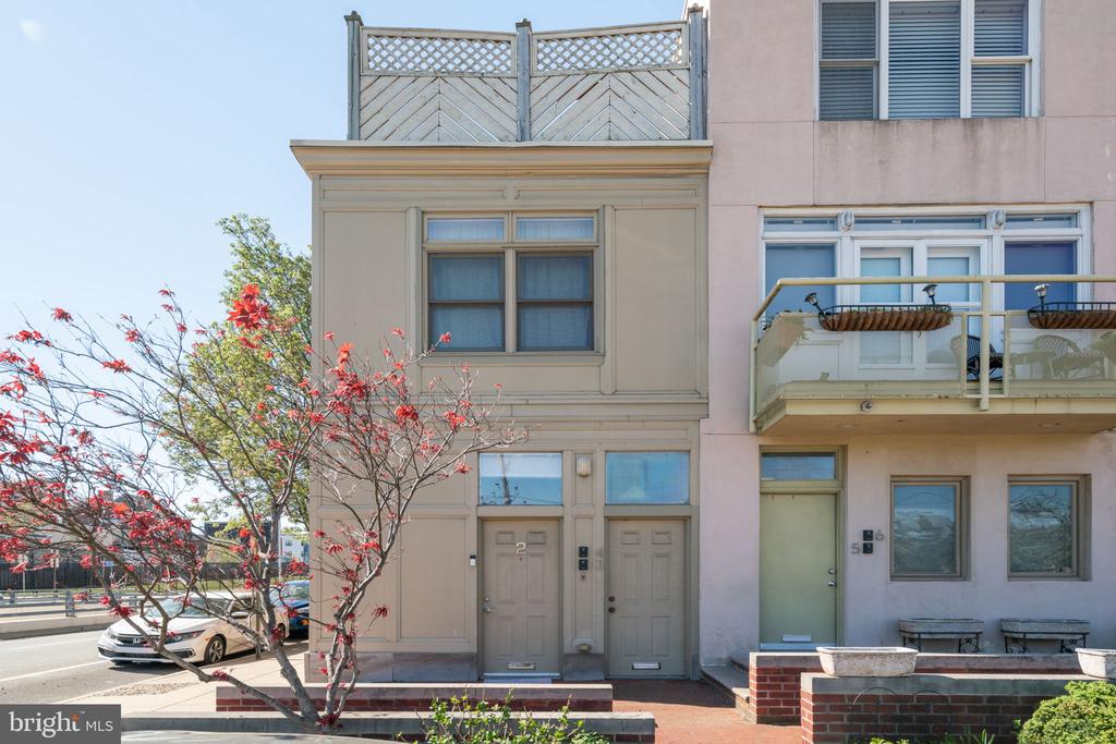 501 VINE STREET 2