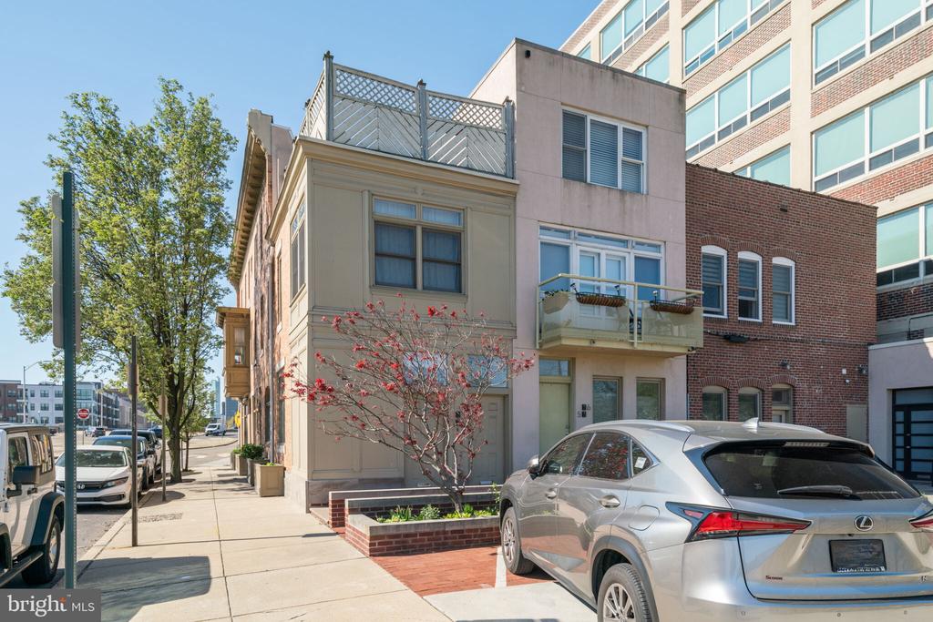 501 VINE STREET 2