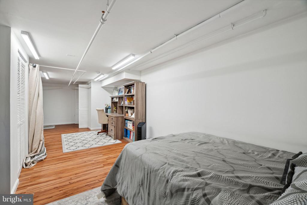 501 VINE STREET 2