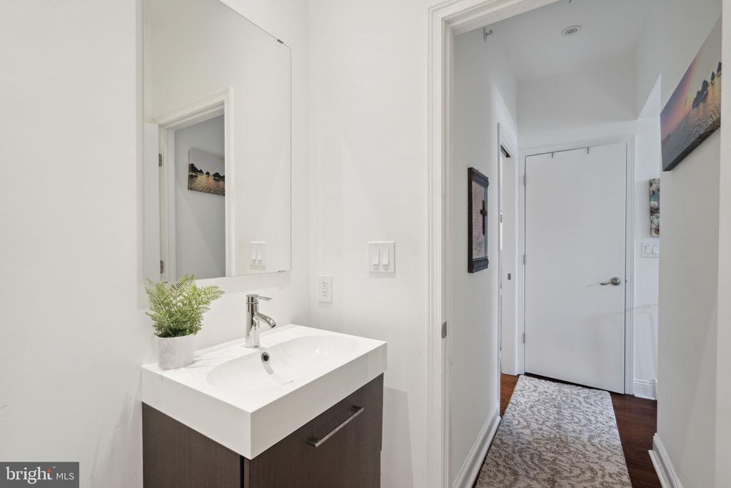 501 VINE STREET 2