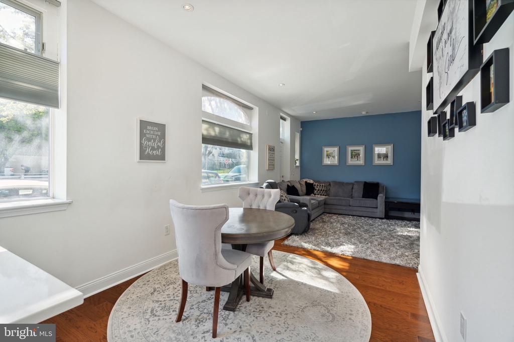 501 VINE STREET 2