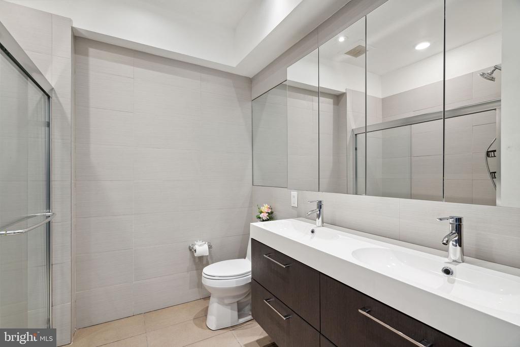 501 VINE STREET 2