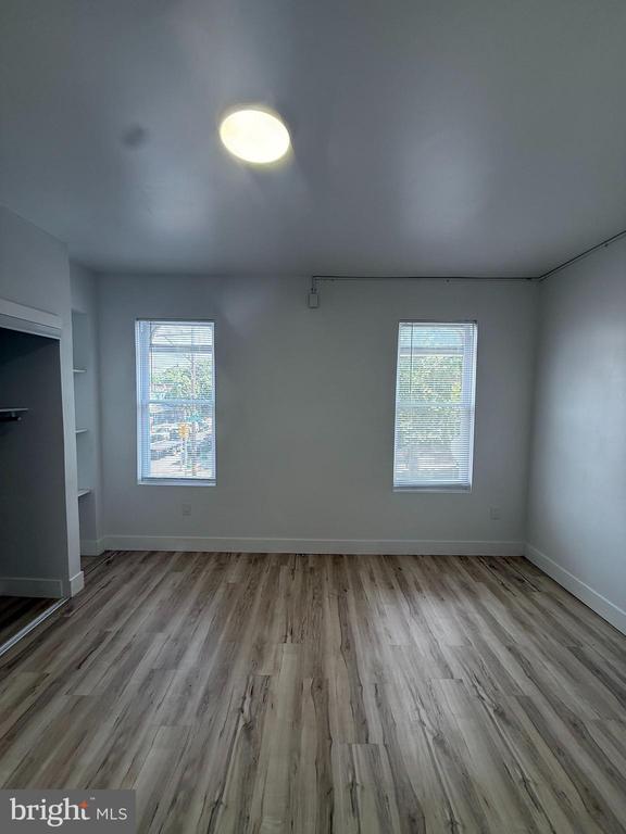5503 W GIRARD AVENUE Unit: 3