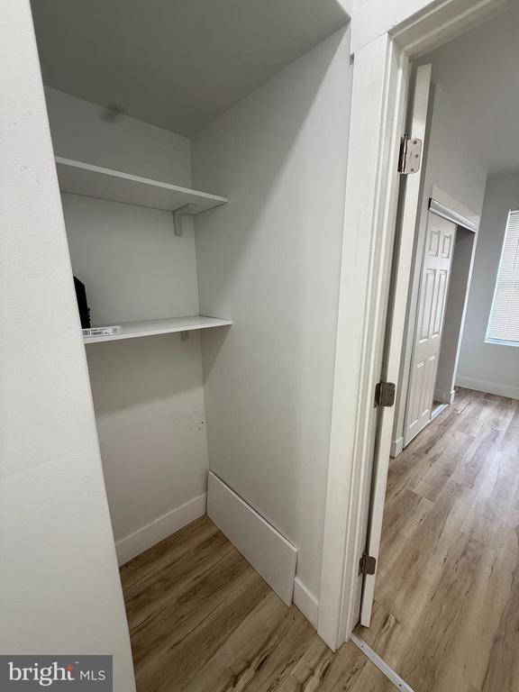 5503 W GIRARD AVENUE Unit: 3
