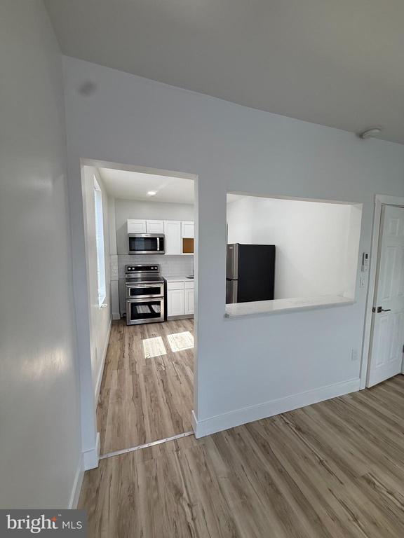 5503 W GIRARD AVENUE Unit: 3