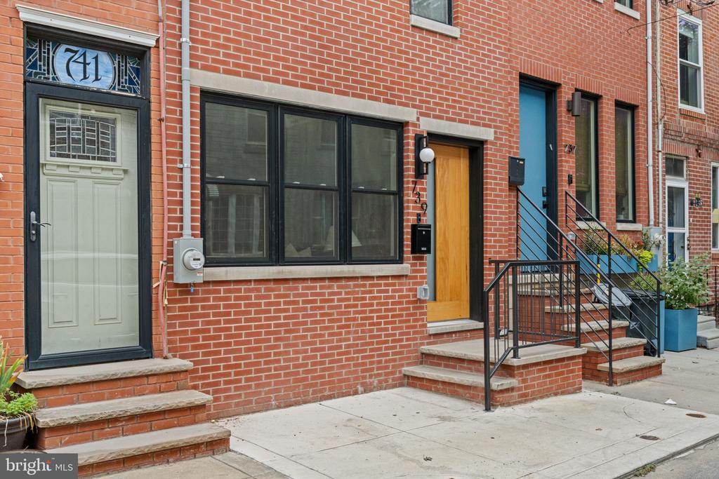 739 EARP STREET