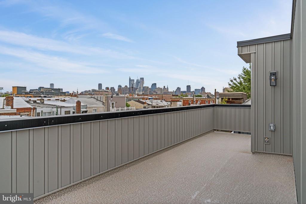 739 EARP STREET