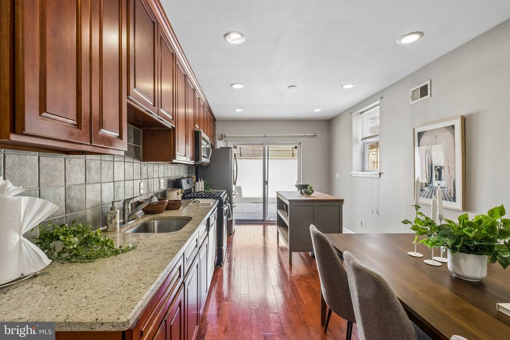 1020 S 24TH STREET