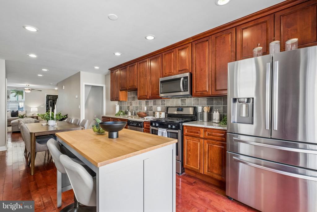 1020 S 24TH STREET