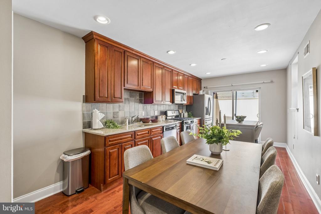 1020 S 24TH STREET