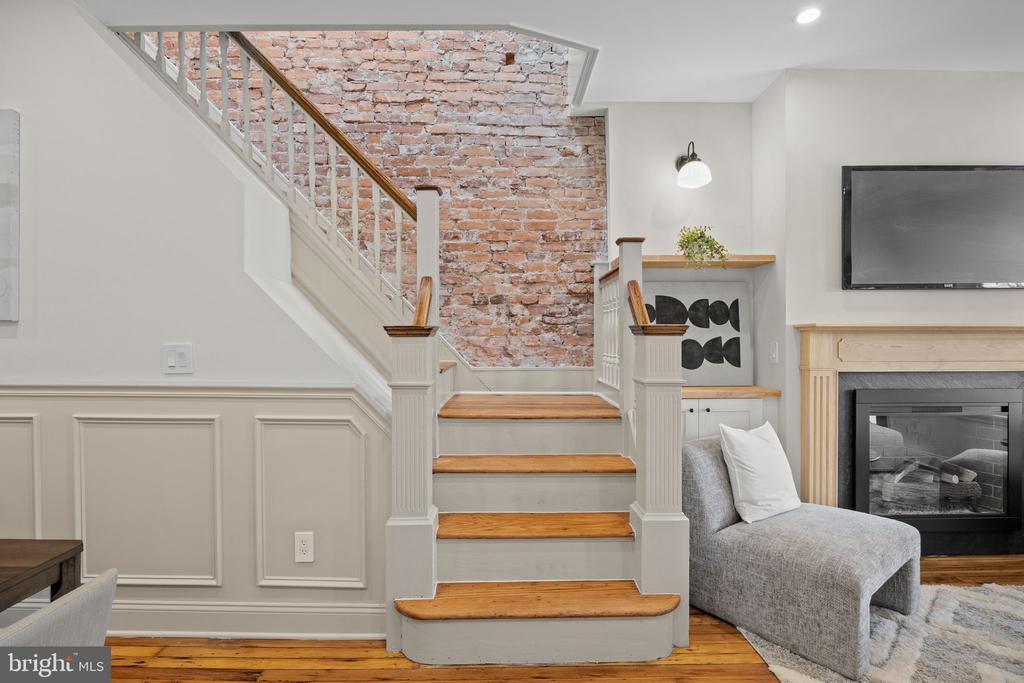5131 CEDAR AVENUE