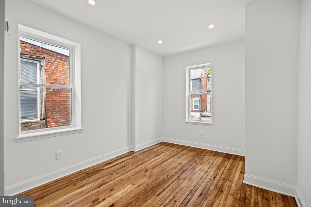 5131 CEDAR AVENUE