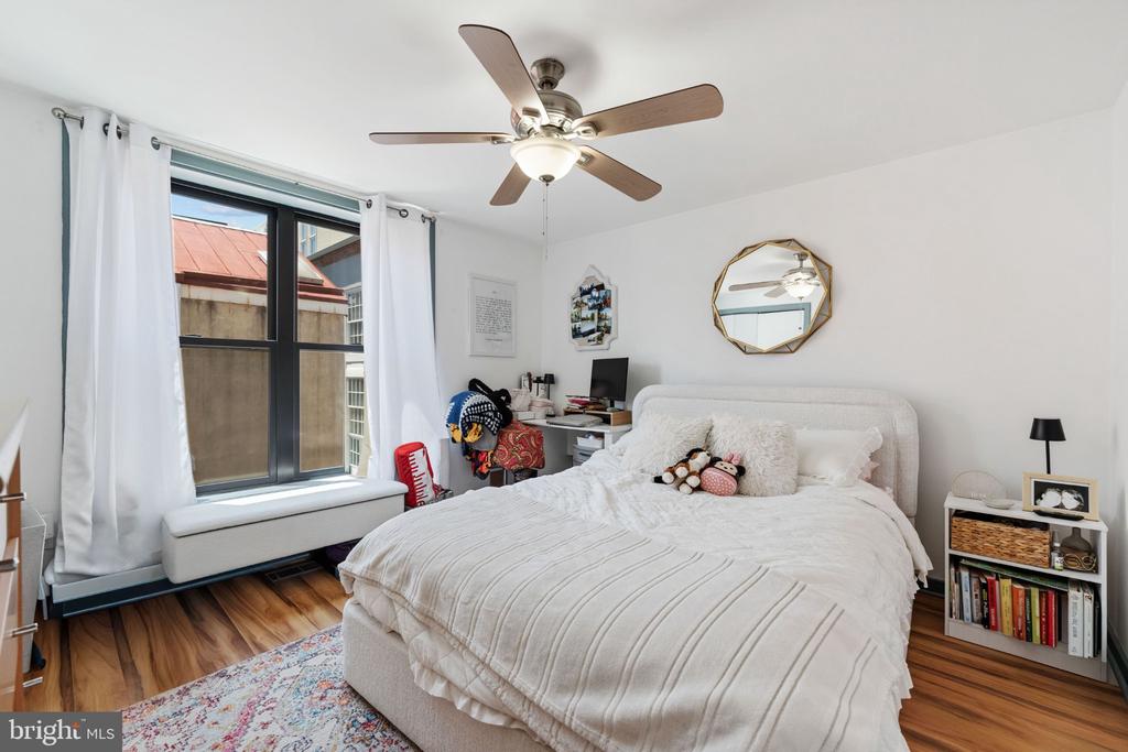 830 LOMBARD STREET Unit: A