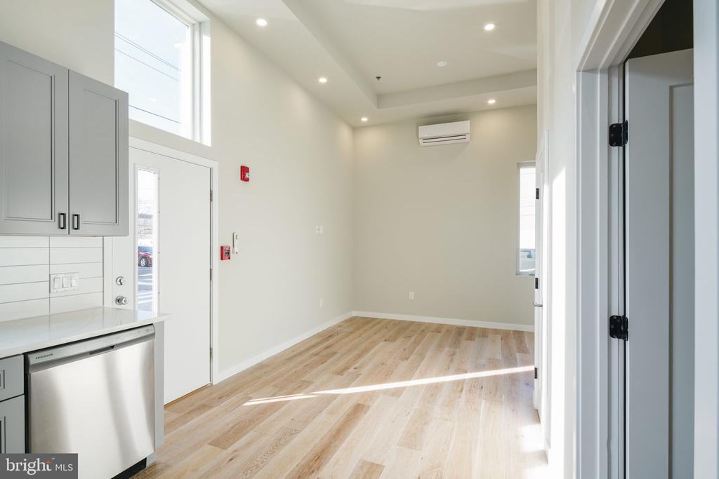 1501 N 5TH STREET Unit: 2