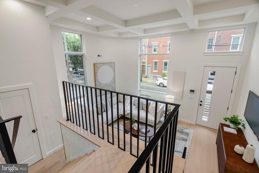 966 N 6TH STREET