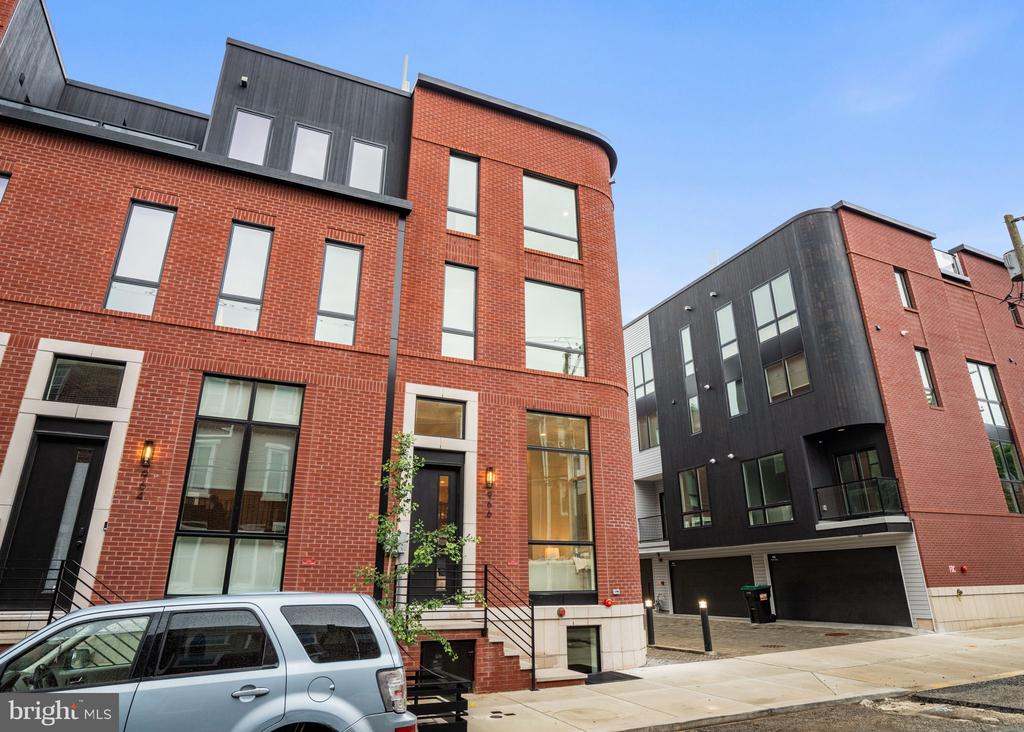 966 N 6TH STREET