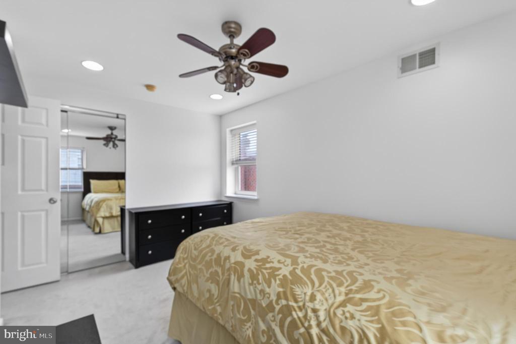 662 LAWLER STREET