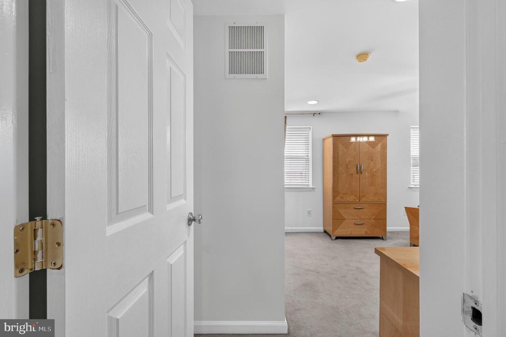 662 LAWLER STREET