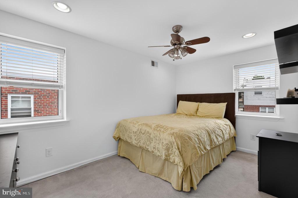 662 LAWLER STREET
