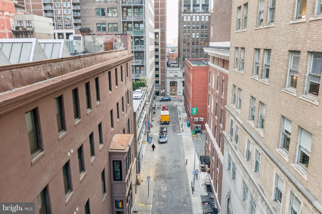 1507-1511 LOCUST STREET