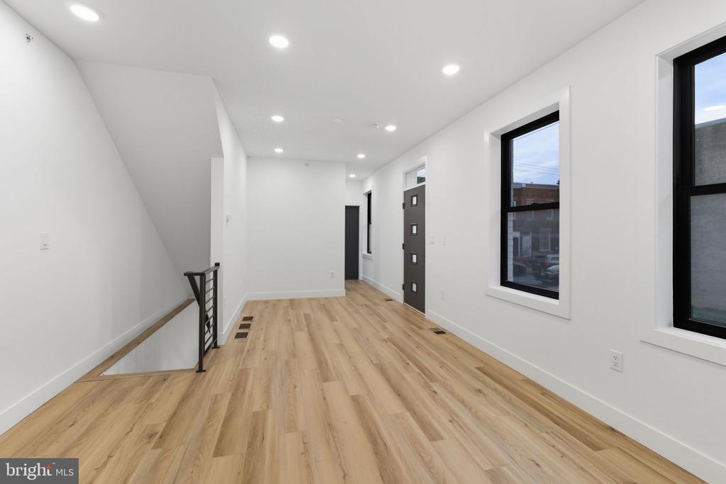 2713 W MONTGOMERY AVENUE Unit: A