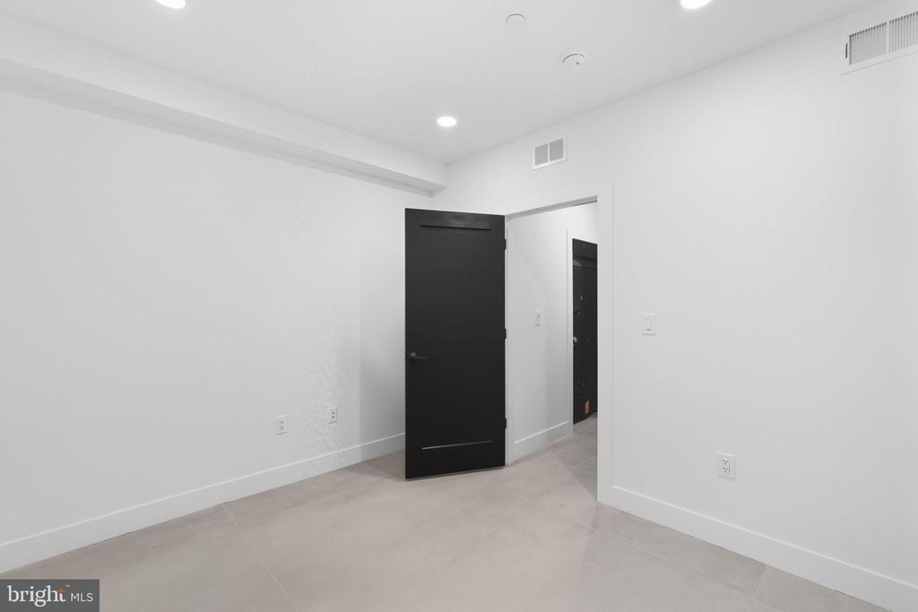 2713 W MONTGOMERY AVENUE Unit: A
