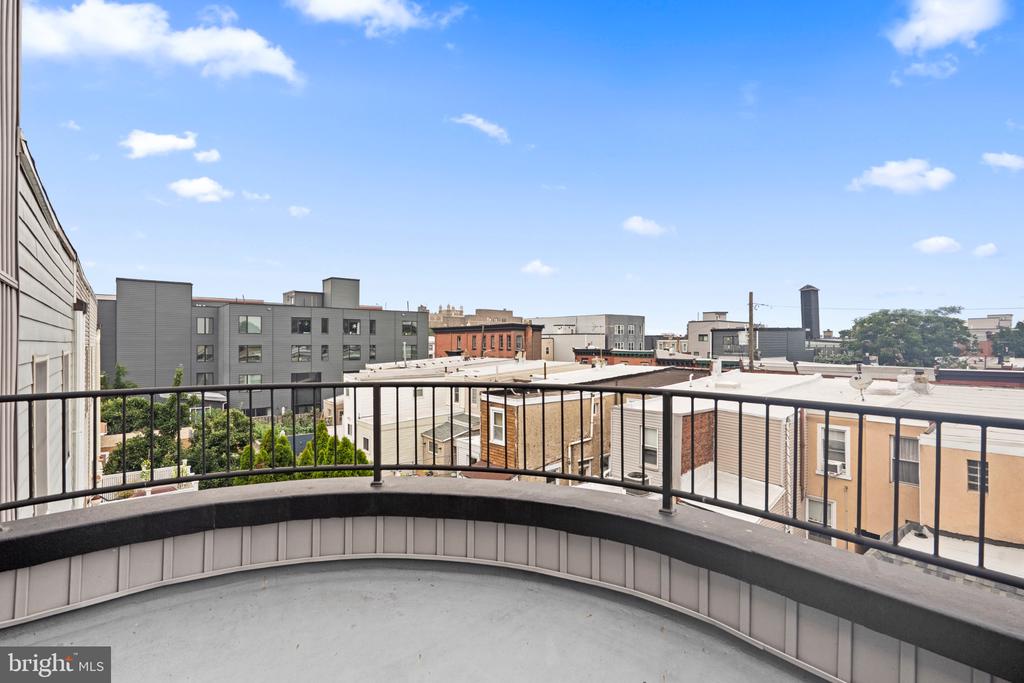1115 E PALMER STREET