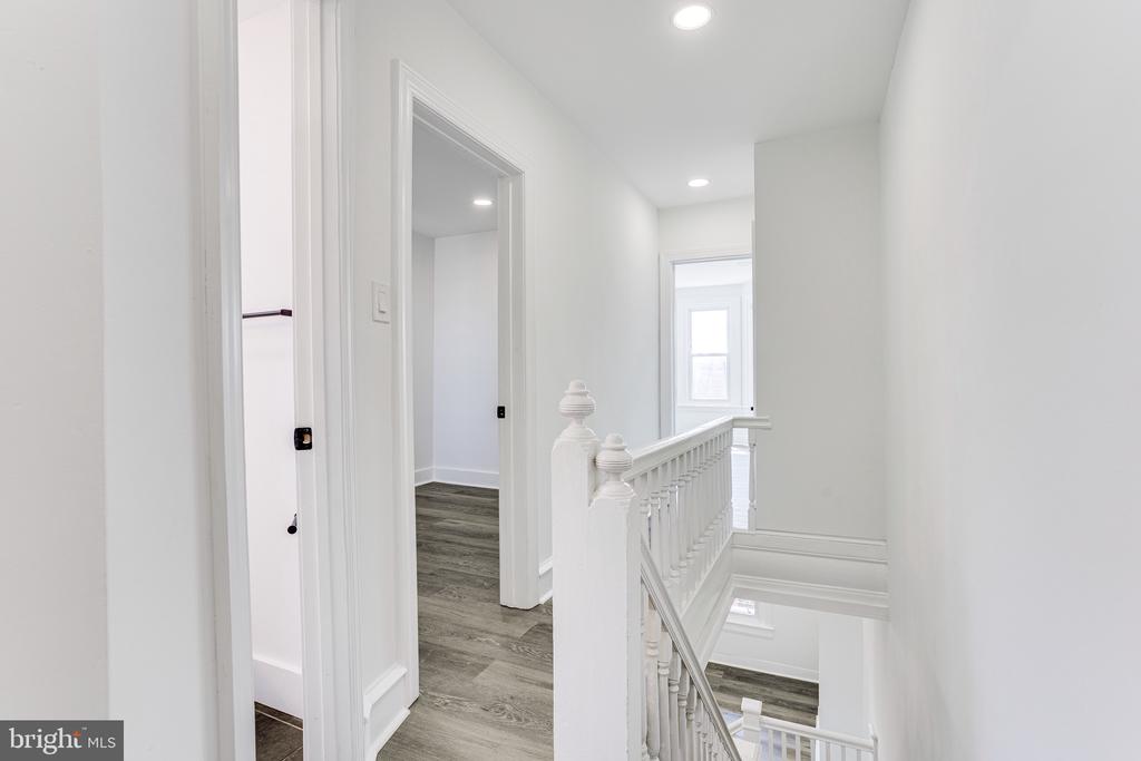 5714 TULIP STREET