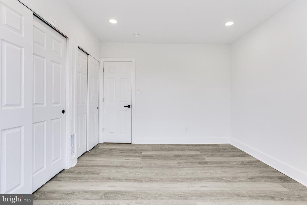 5714 TULIP STREET