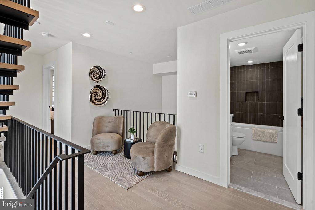 616 BRENNA WALK
