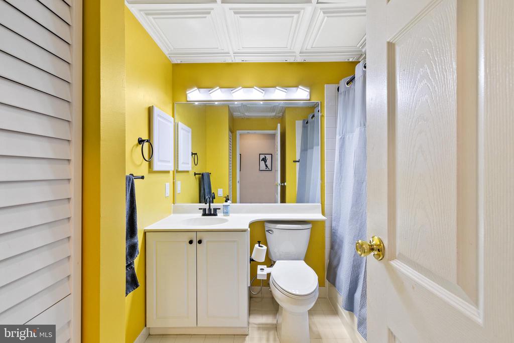 315 NEW STREET Unit: 517